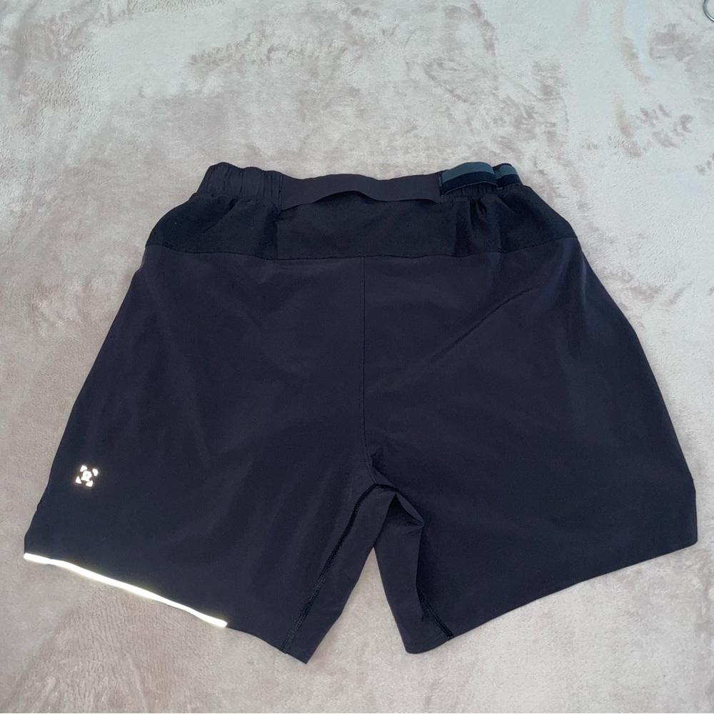 Lululemon short size S - Picture 2 of 13
